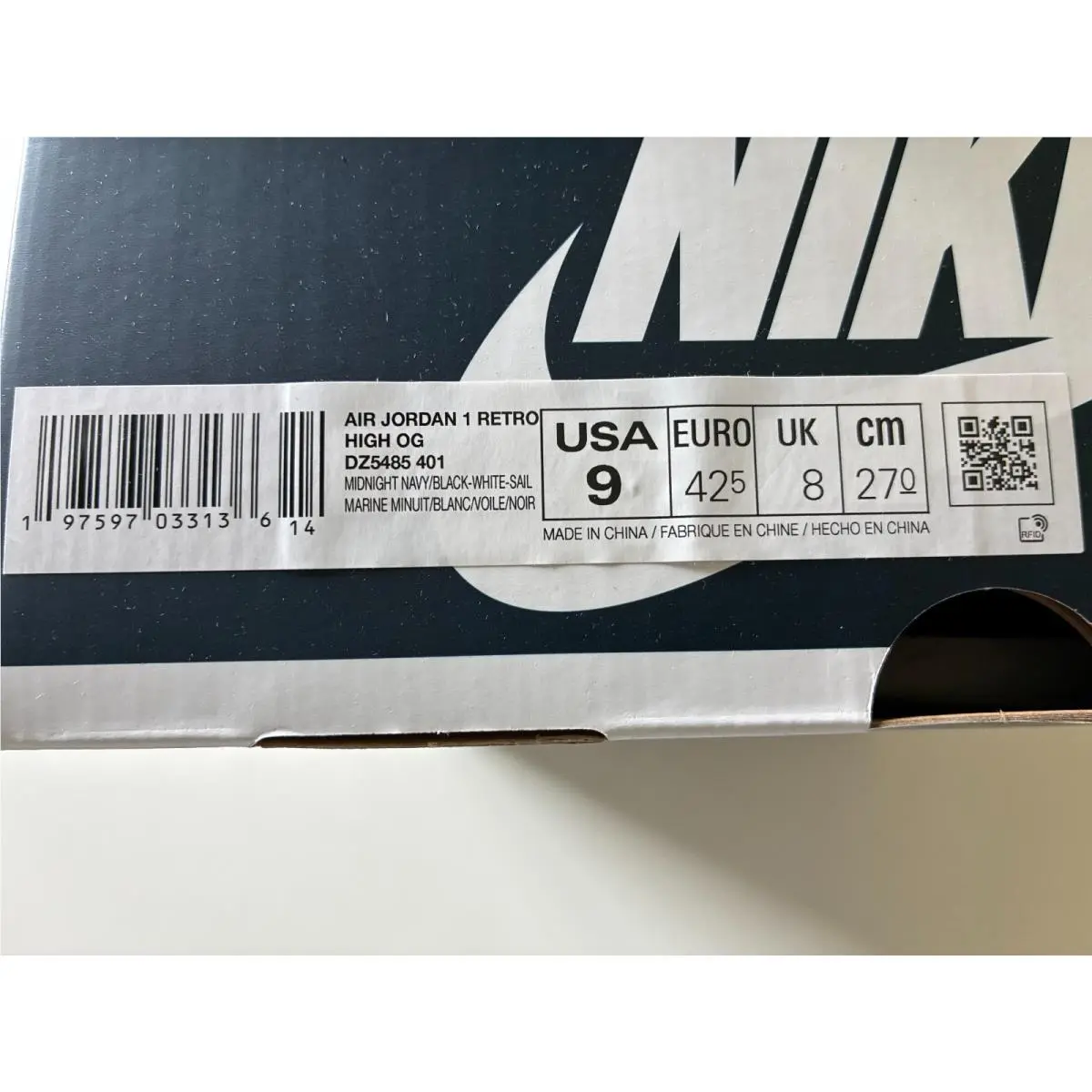 Nike shoes - Midnight Navy (UPC: 197597033136) 1