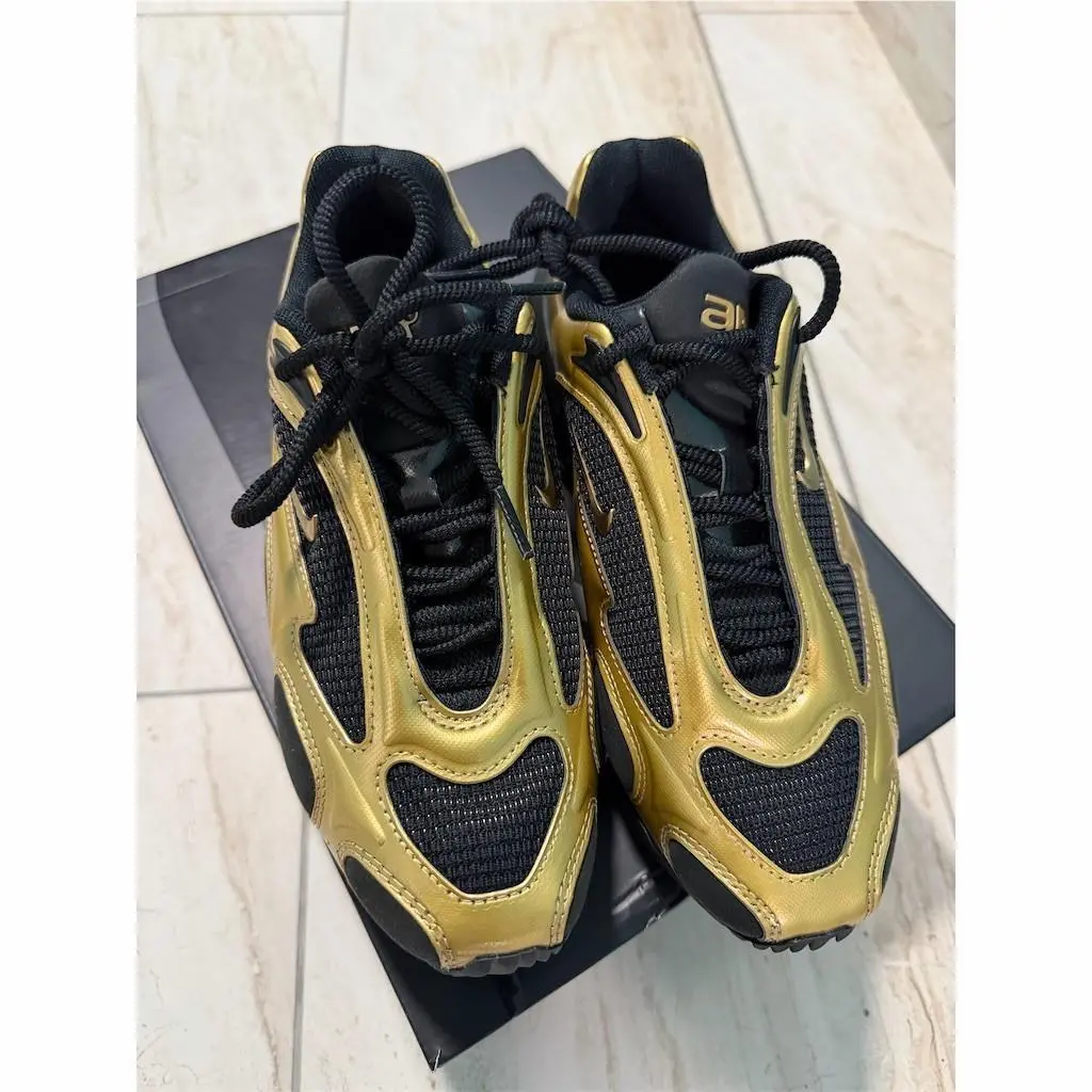 Nike shoes - Air Max Muse - Air Max Muse - Gold 0