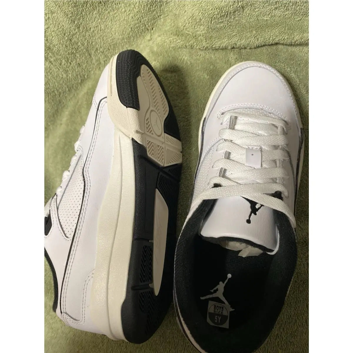 Nike shoes - Air Max 270 - Air Max - White 1