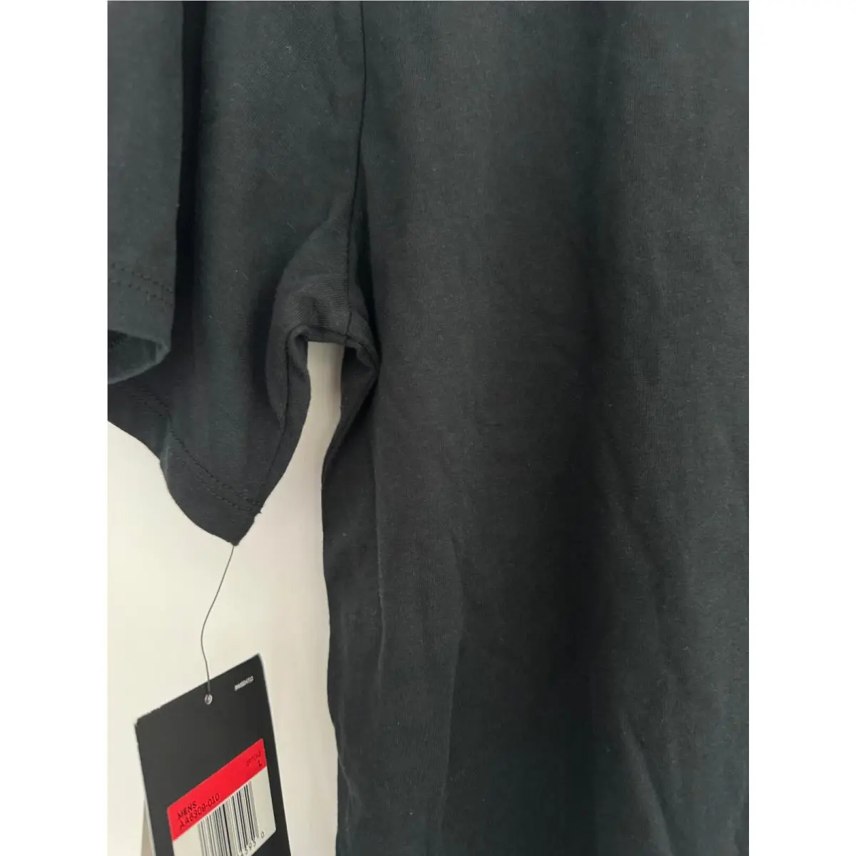 Nike clothing - NA - Black (UPC: 191886845950) 1
