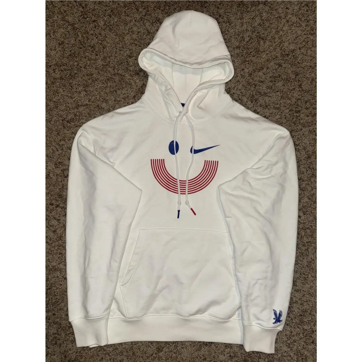 Nike Men’s Team Usa Solo Swoosh White Pullover Hoodie