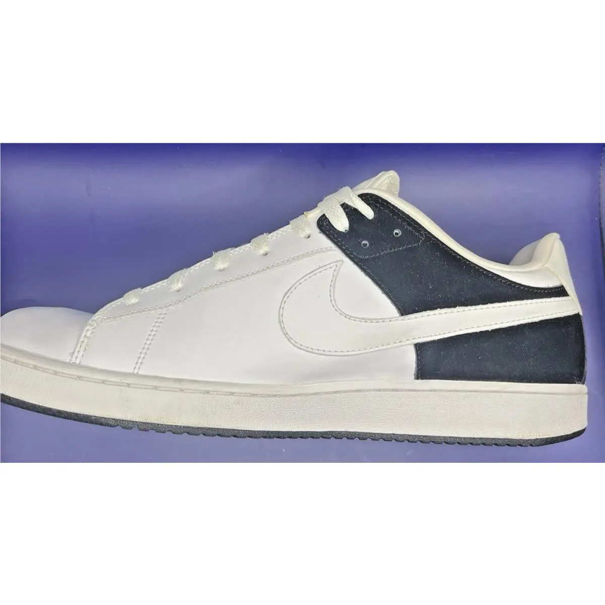 Nike shoes - White 5