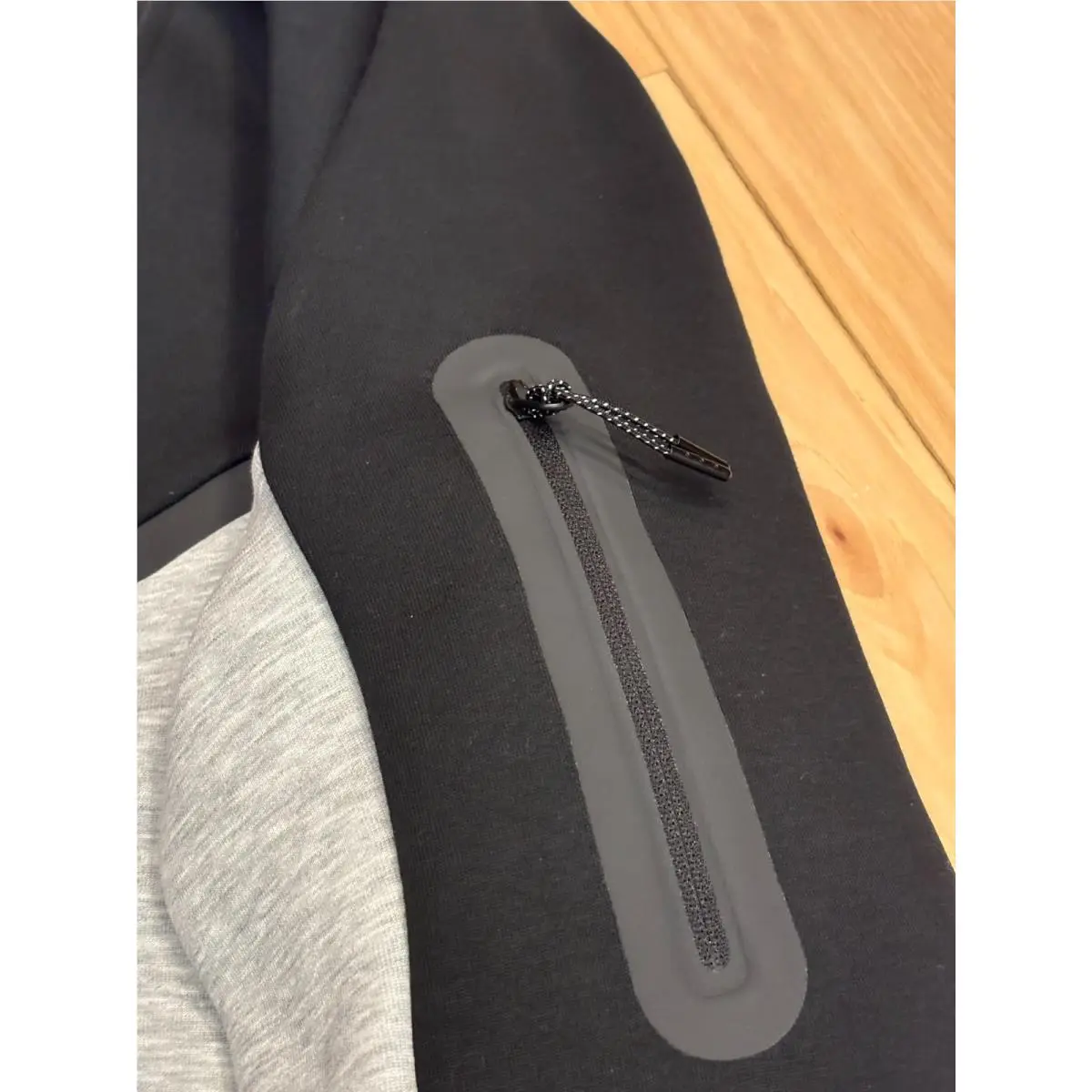 Nike clothing - Black/Dark Grey Heather/Black (UPC: 197602921434) 1