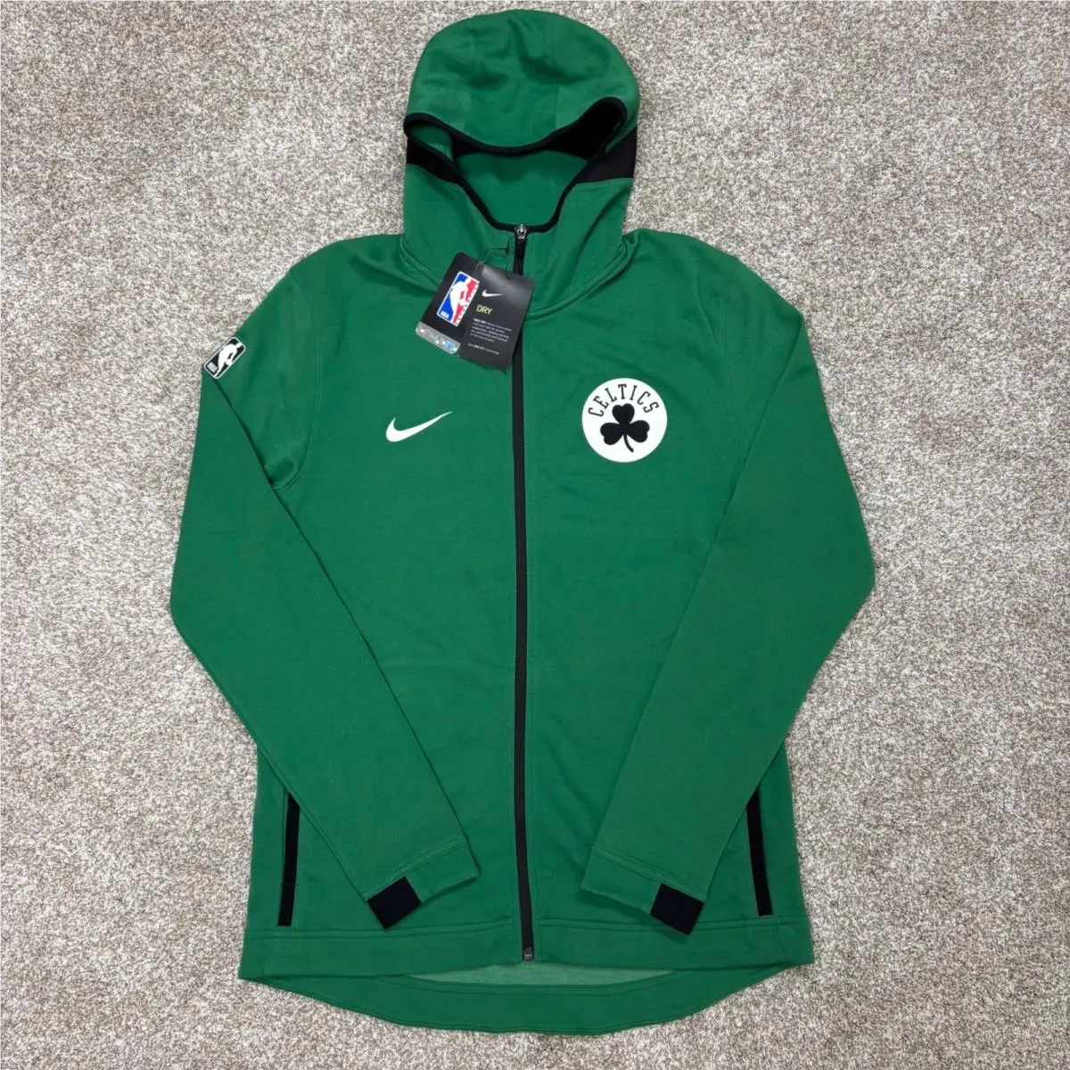 Nike Boston Celtics Medium Showtime Therma Performance Full-zip Hoodie Green