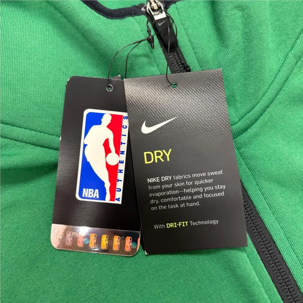 Nike clothing - Green 1