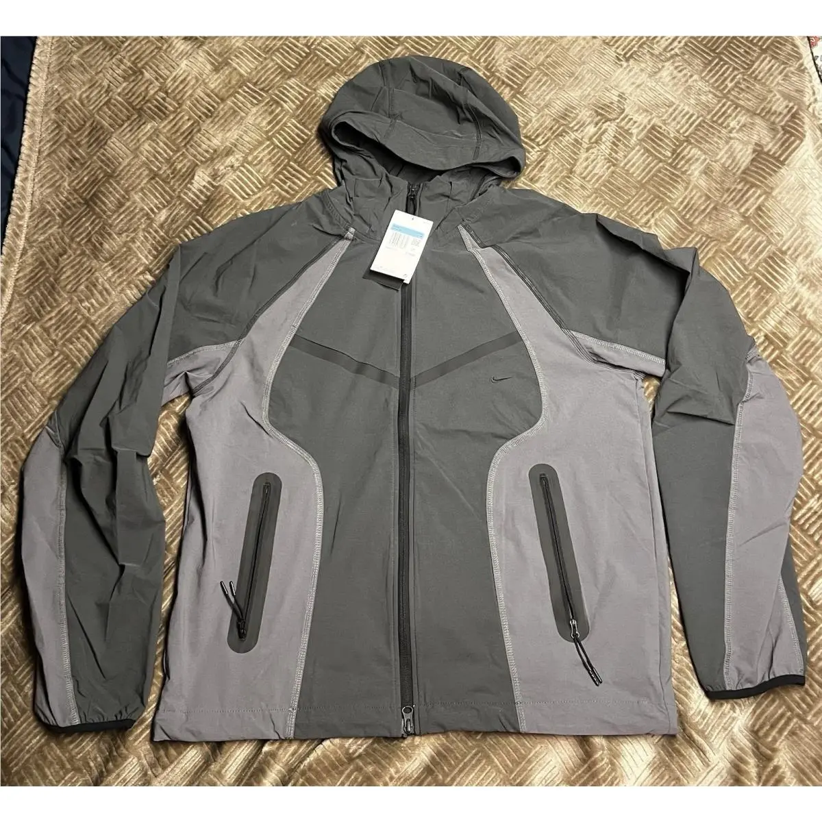 Nike clothing - Gray 7