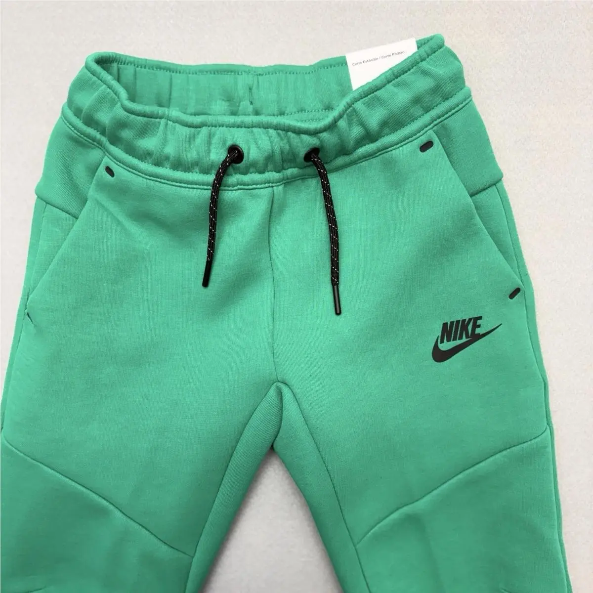 Nike clothing - Green 5