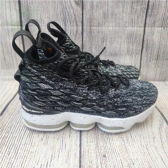 Nike Lebron XV GS Black White Speckle Basketball Shoes Size 4Y 922811 002