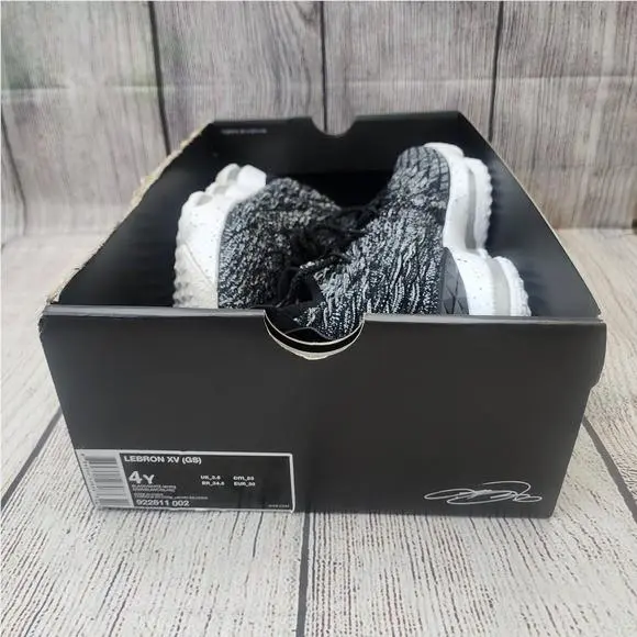 Nike shoes - Black 3