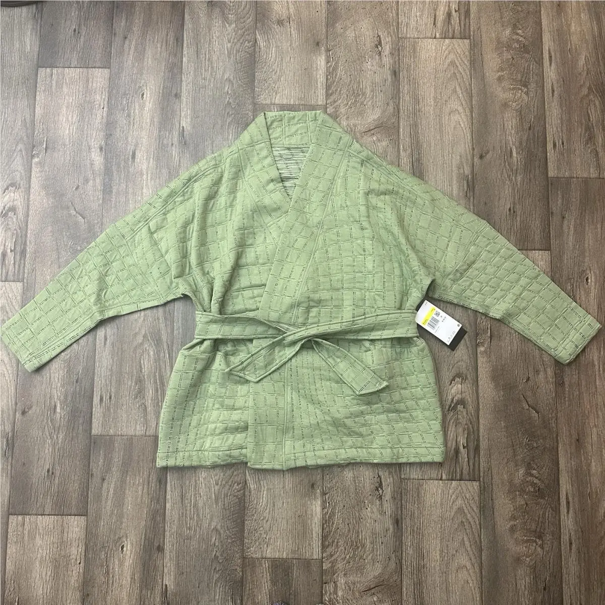 Nike Yoga Therma-fit Reversible Jacquard Wrap Kimono Jacket Size S Green