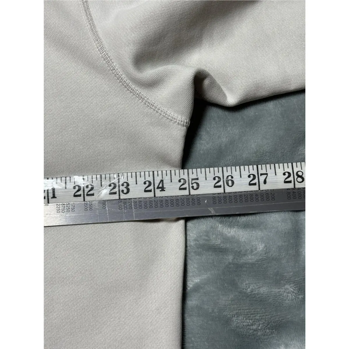 Nike clothing - Light Bone 5