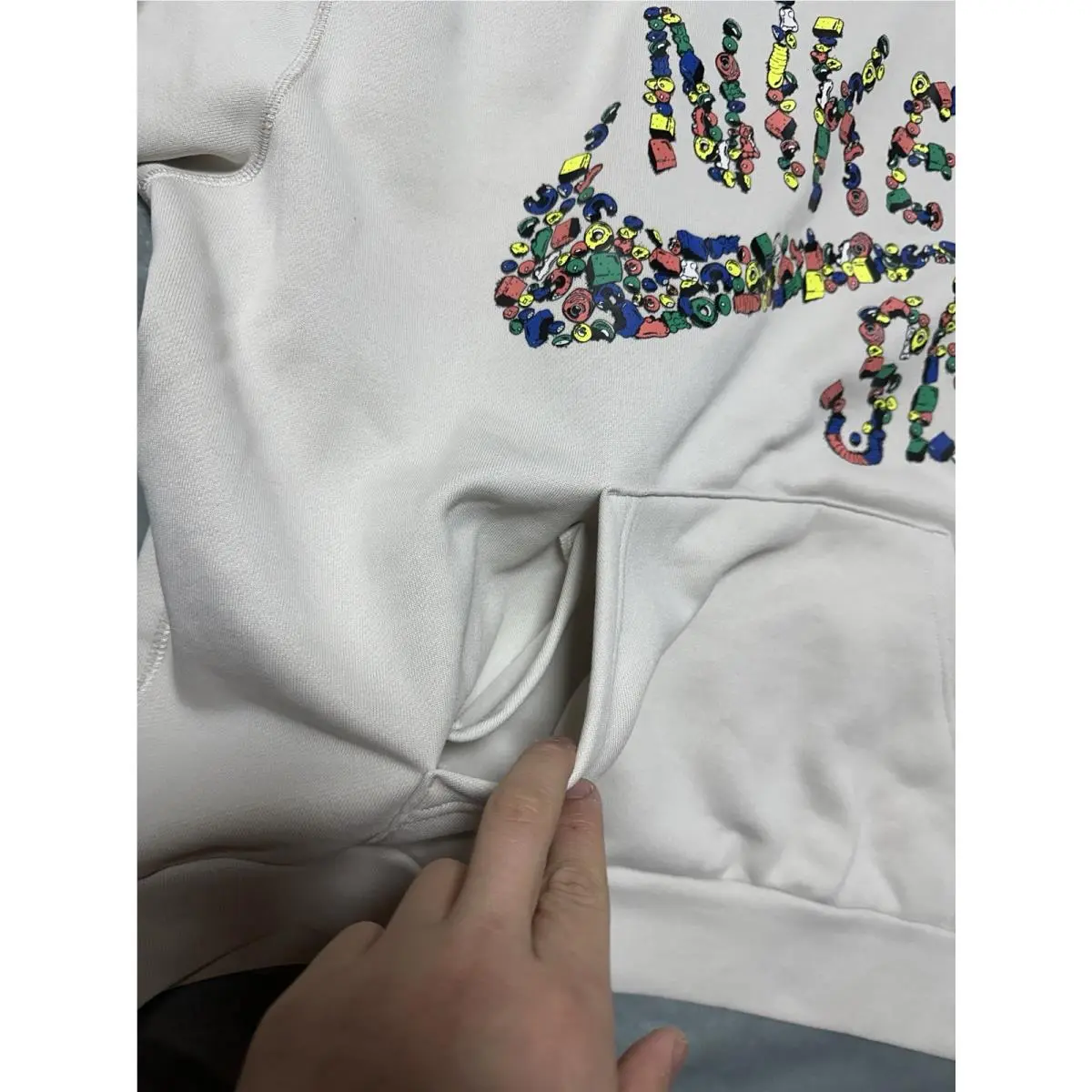 Nike clothing - Light Bone 4