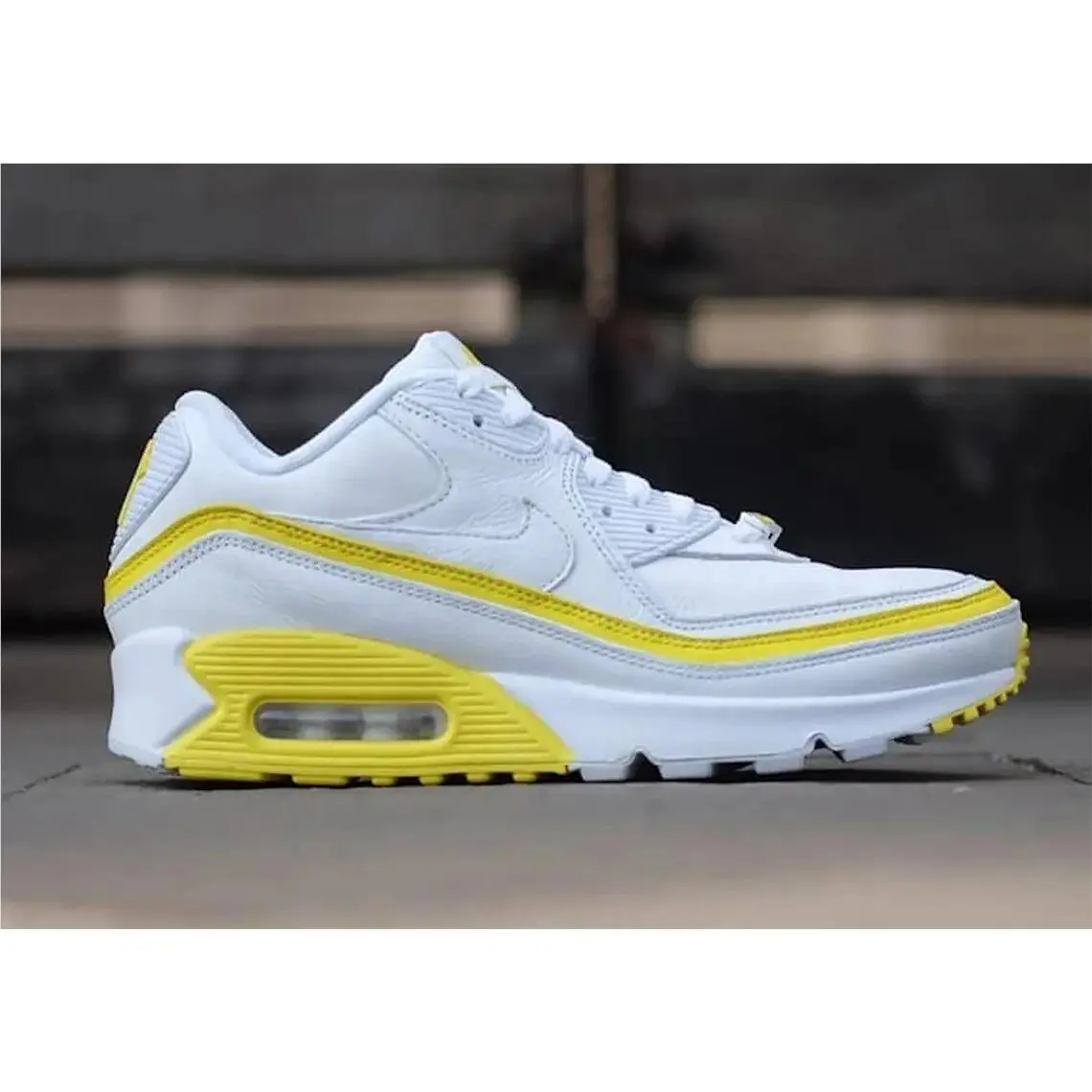 Nike shoes - Nike Air Max 90 - Air Max - White (UPC: 193656235572) 0