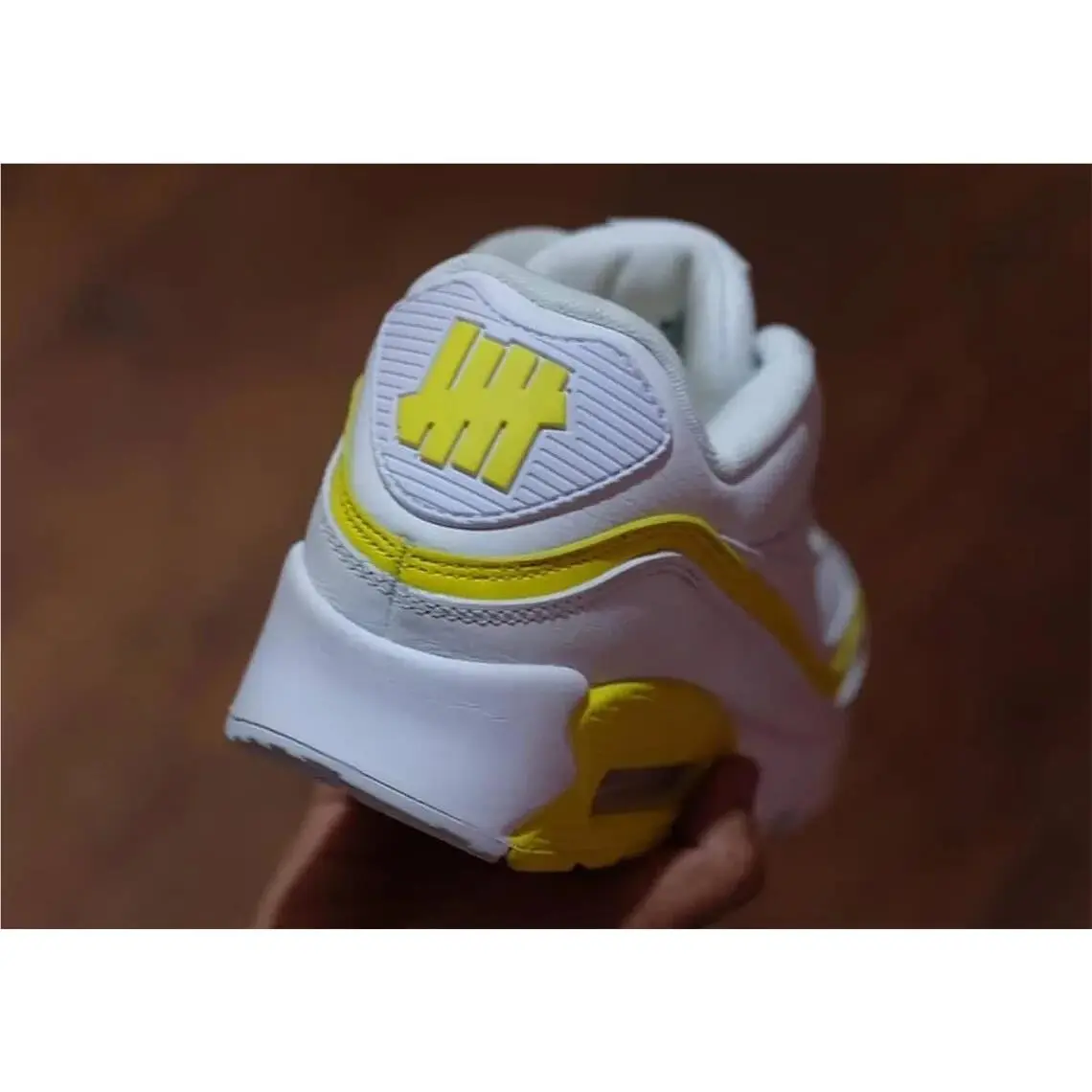 Nike shoes - Nike Air Max 90 - Air Max - White (UPC: 193656235572) 1
