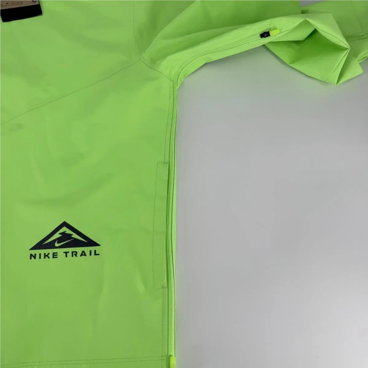 Nike clothing - Green 4