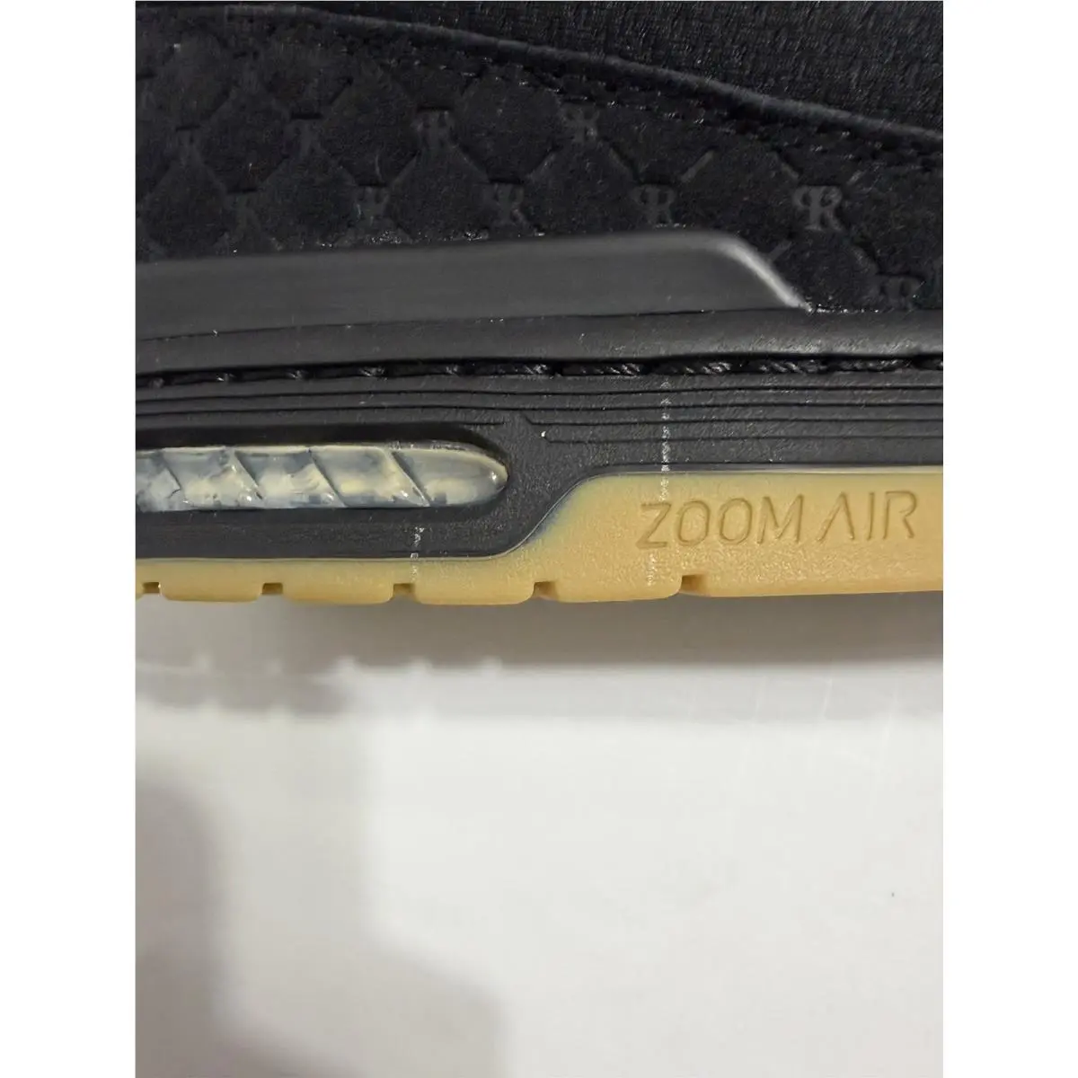Nike shoes - Nike SB - IQ6827-001 - Black, Gum 3