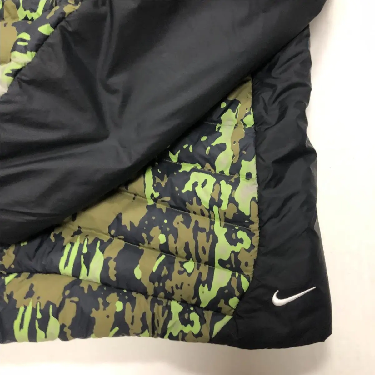 Nike clothing - Nike ACG Lava Flow Therma-Fit ADV - Mean Green/Black (UPC: 198488132716) 5