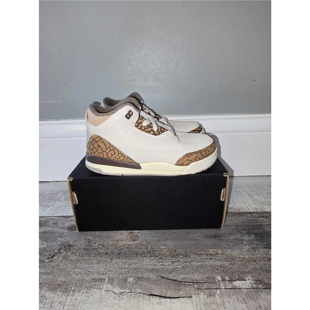 Nike shoes - Air Jordan 3 - Air - Brown 0