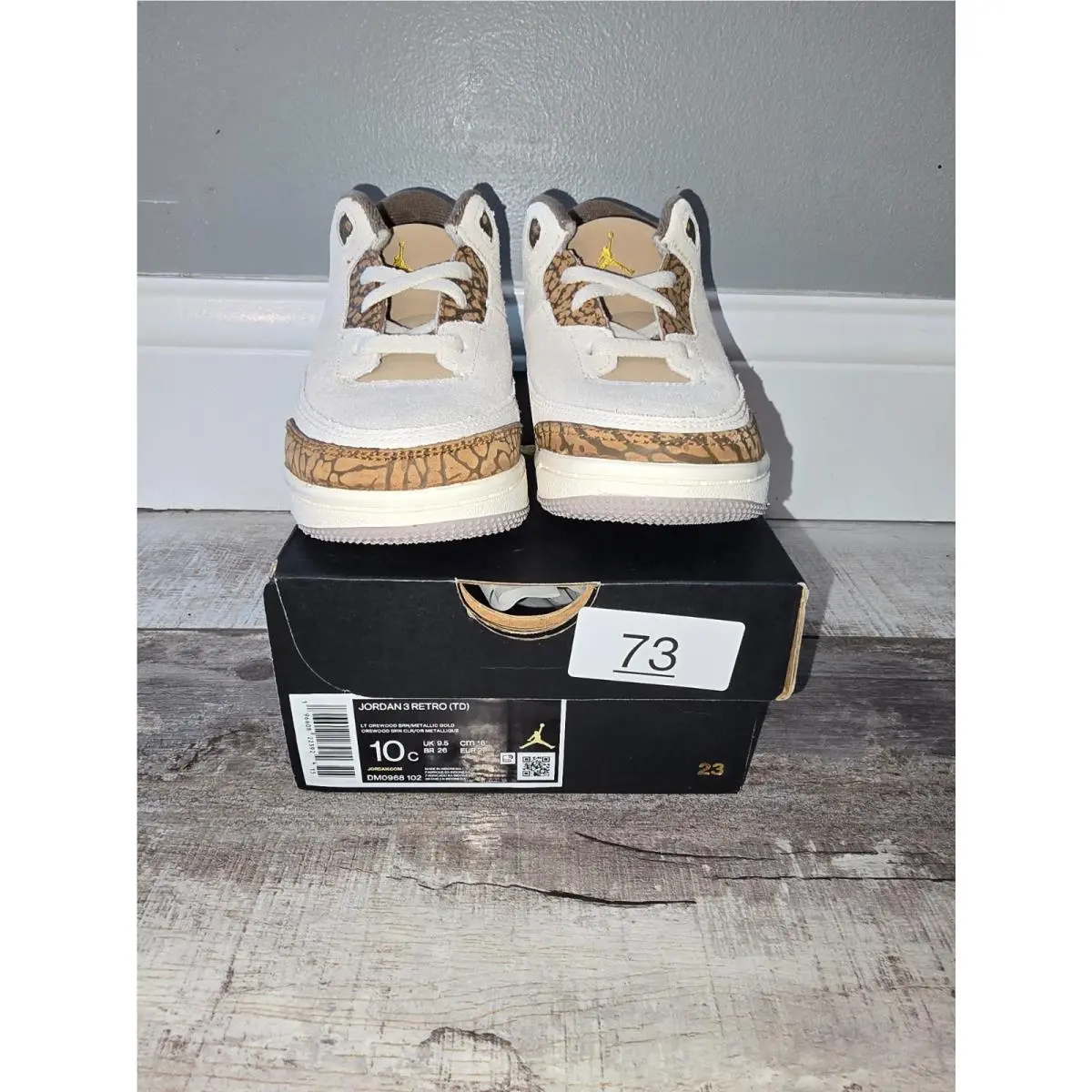 Nike shoes - Air Jordan 3 - Air - Brown 1