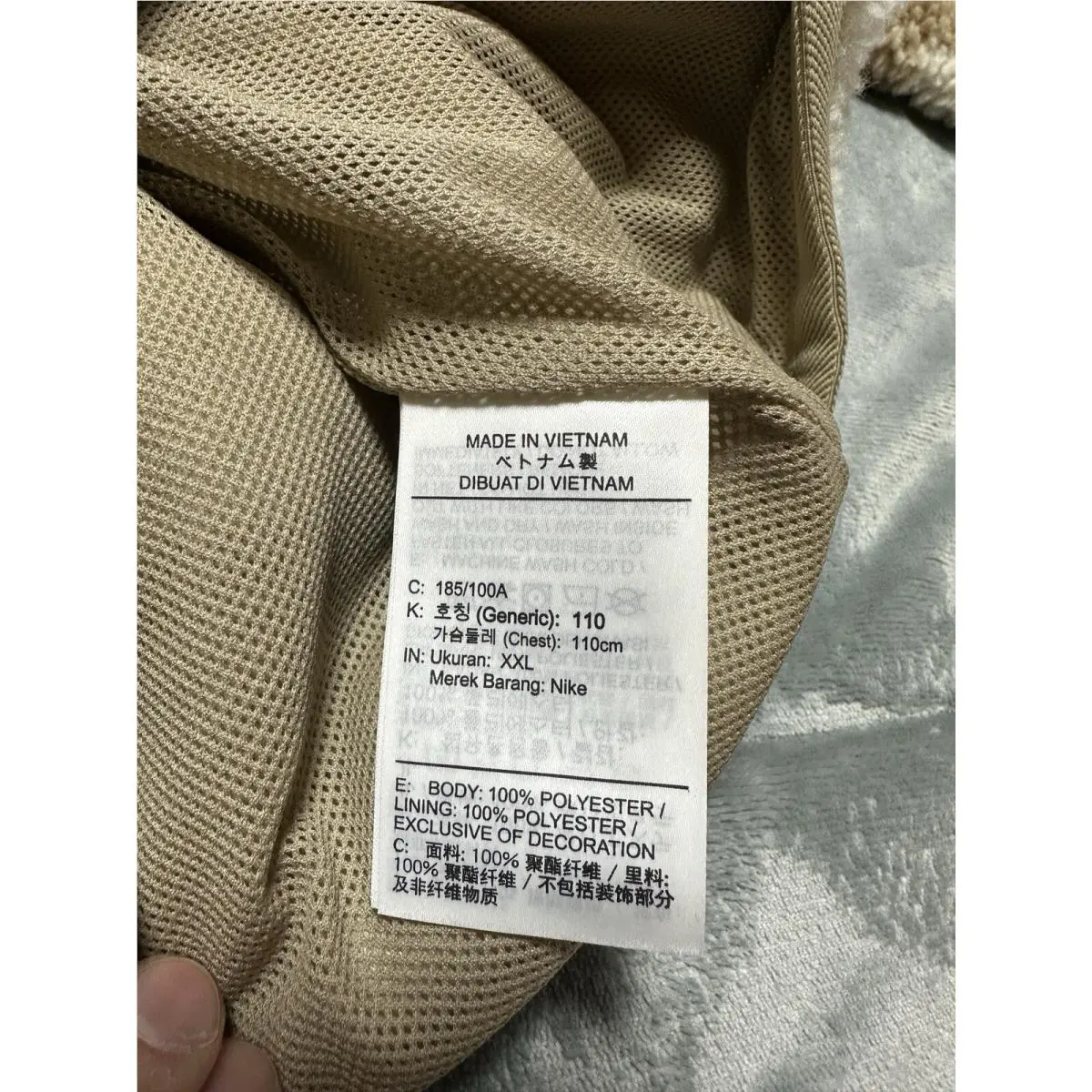 Nike clothing - Club Men s Winterized Half Zip Khaki Light Bone White 9