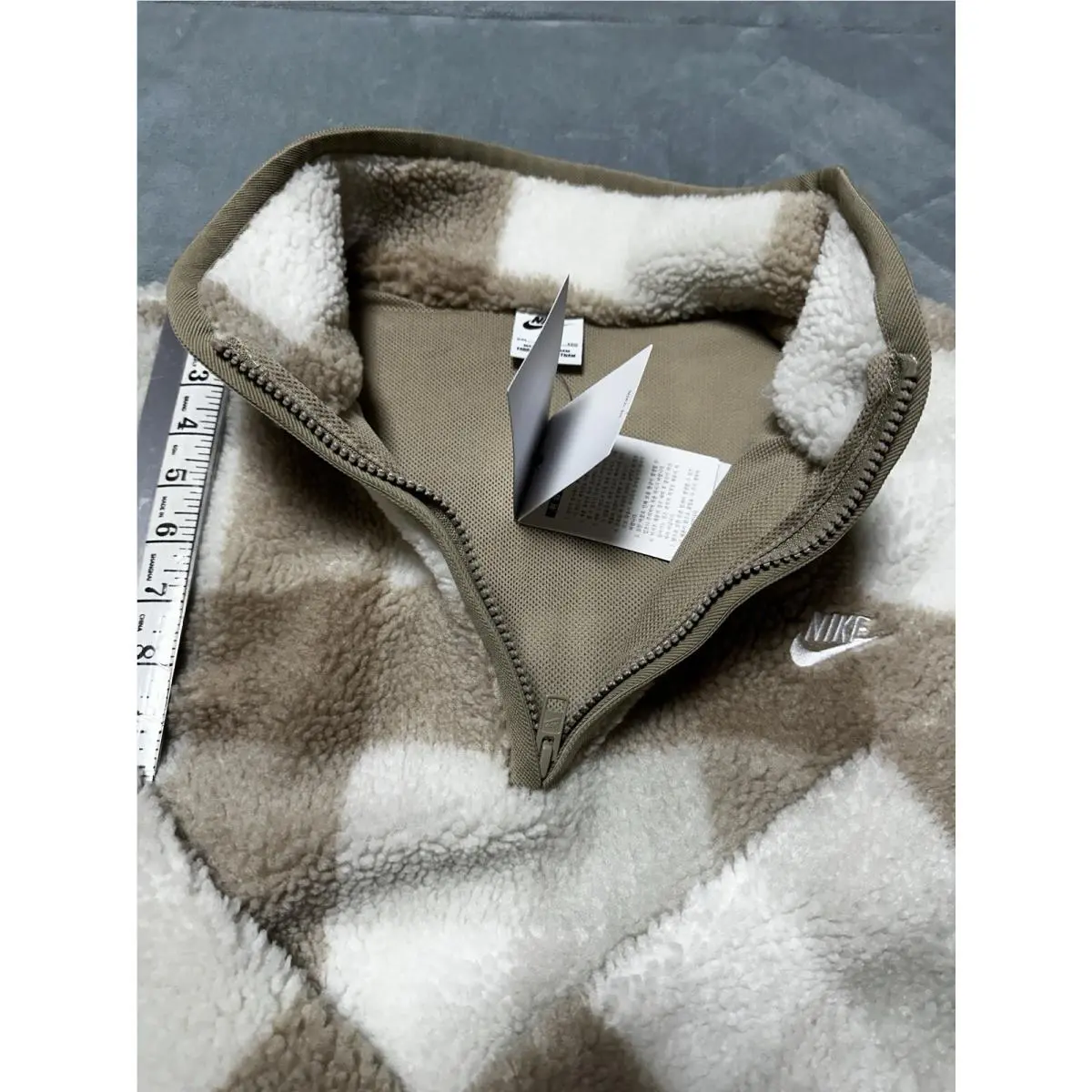 Nike clothing - Club Men s Winterized Half Zip Khaki Light Bone White 0
