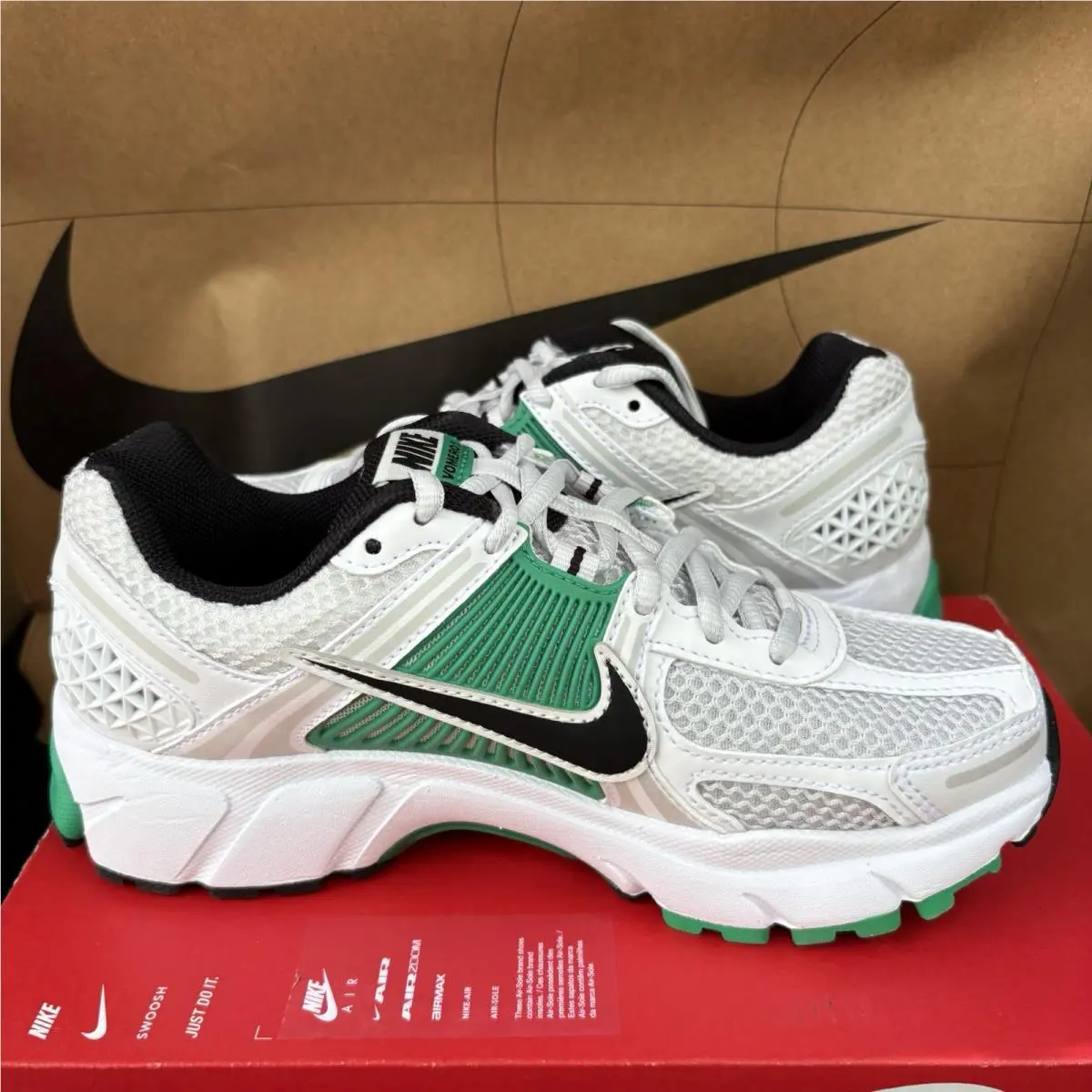 Nike shoes - Nike Air Zoom Vomero 5 - FJ2028-102 - White 1