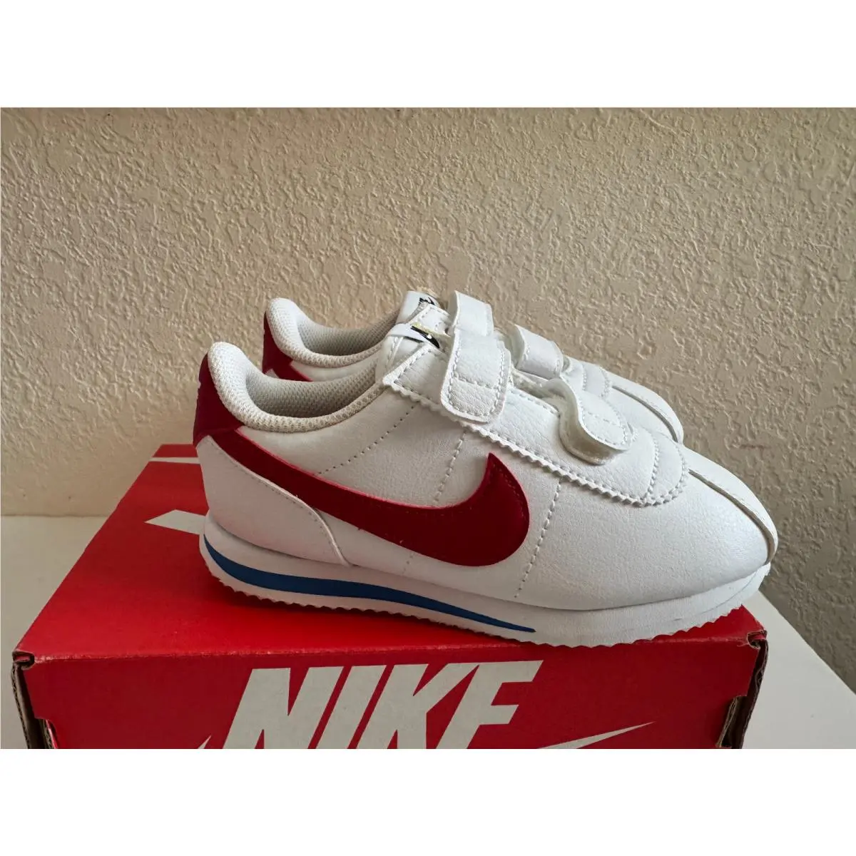 Nike shoes - Nike Classic Cortez - Classic Cortez - White (UPC: 884751386374) 1