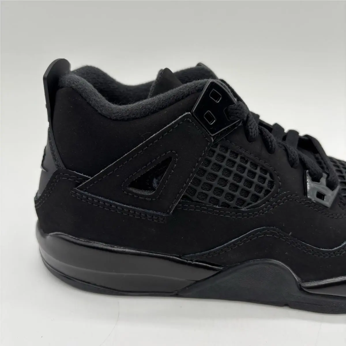 Nike shoes - Air Jordan 4 - Air - Black 1