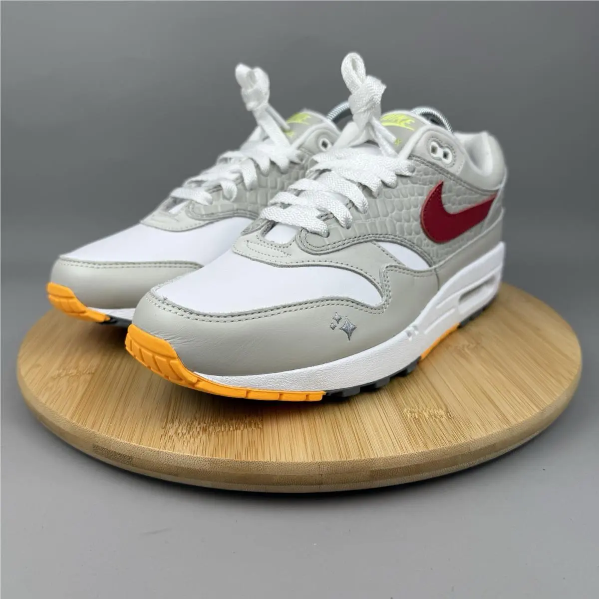 Nike shoes - Multicolor 0