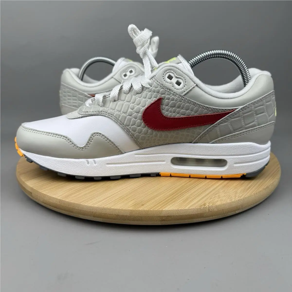 Nike shoes - Multicolor 4