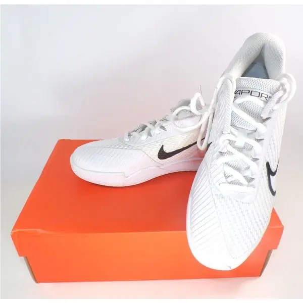Nike Zoom Vapor Pro 2 HC Tennis Shoes White/black Women`s Size 10 DR6192-101
