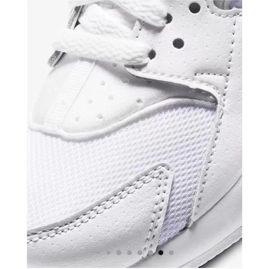 Nike shoes - Huaraches - Huaraches - White 3