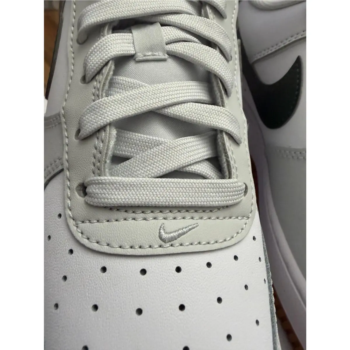 Nike shoes - Nike Air Force 1 `07 - White 13