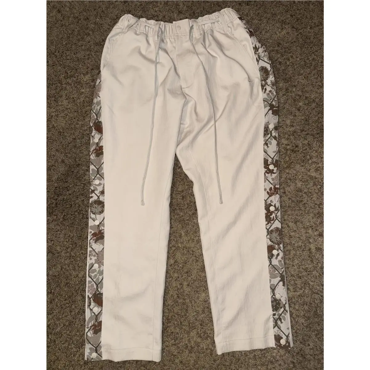 Nike Men’s Tearaway Woven Orewood Brown Basketball Pants Sample