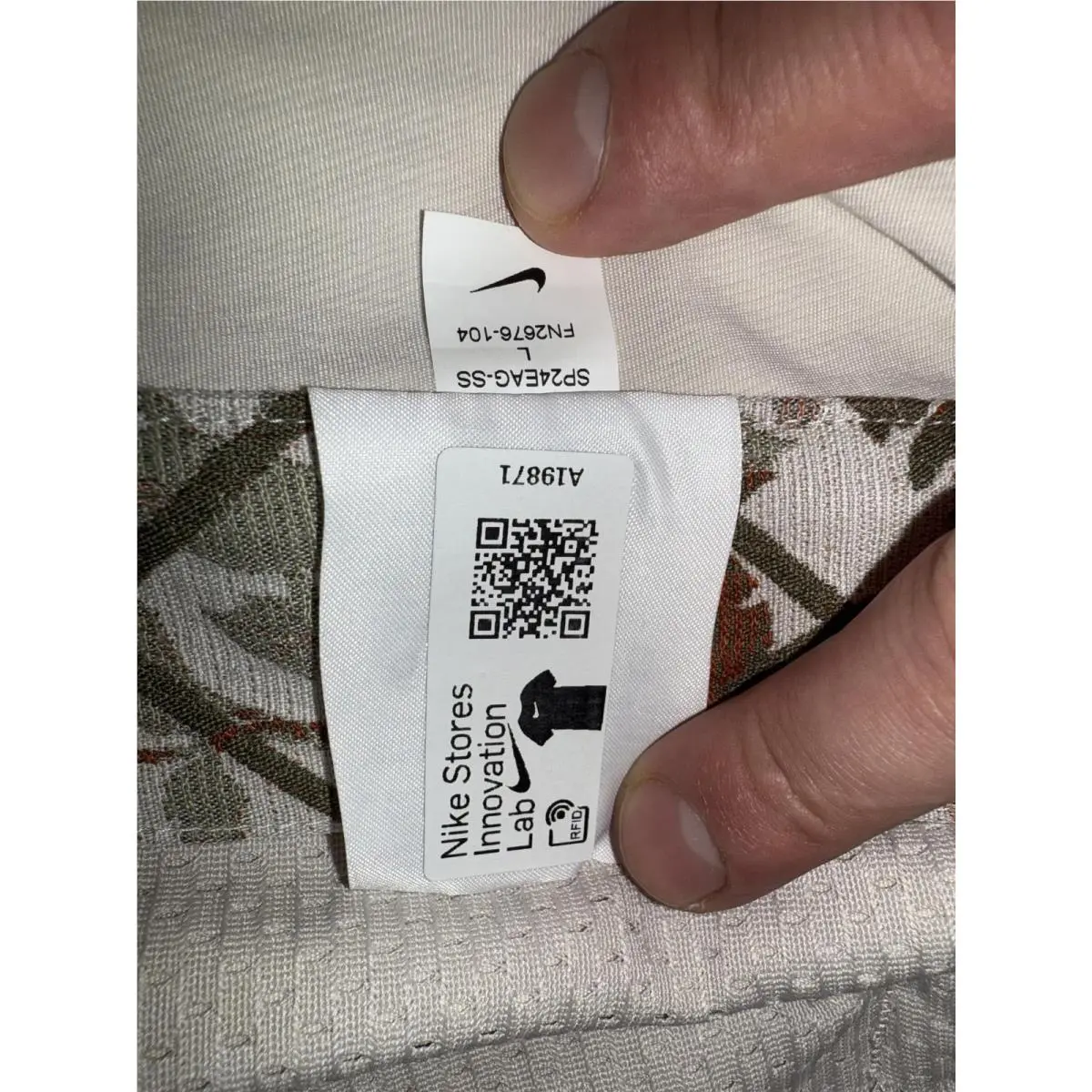 Nike clothing - NA - Beige 11