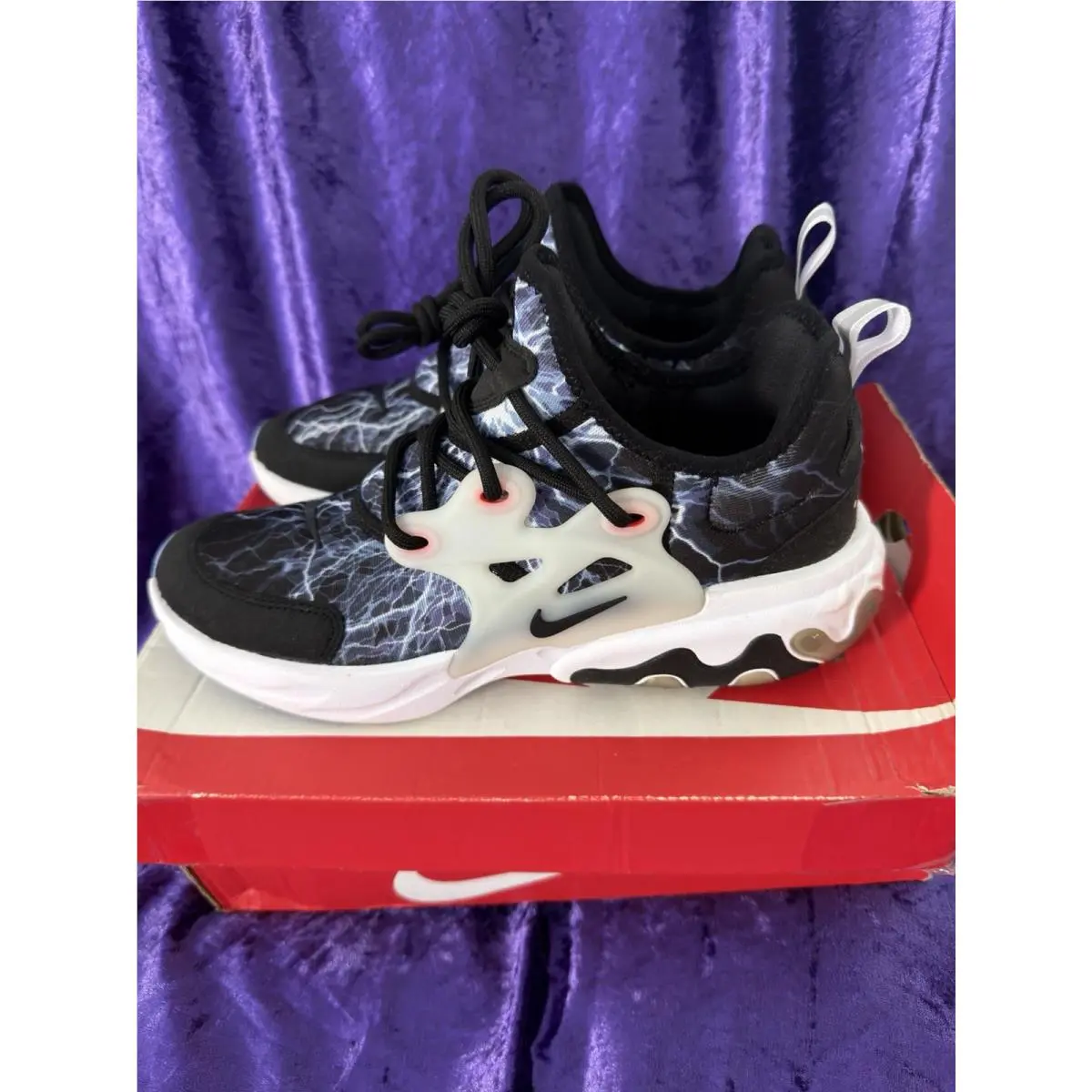 Nike shoes - Nike React Presto - React Presto - BQ4002008 - Black 1