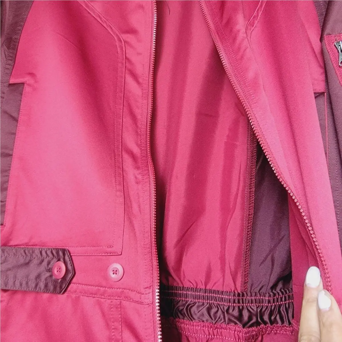 Nike clothing - Red 3