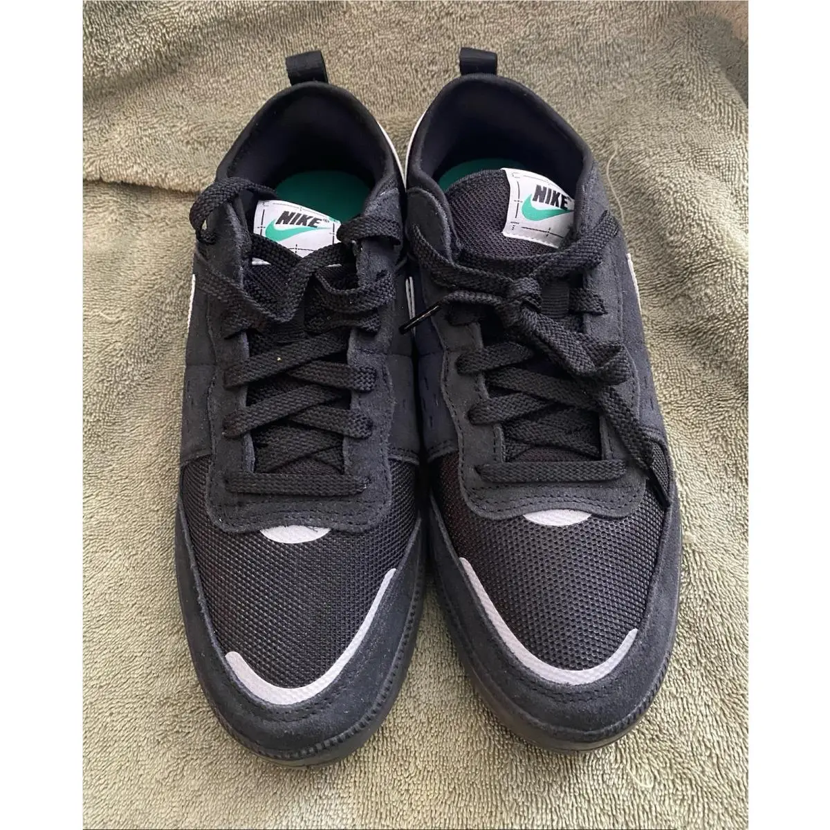 Size 6.5 Youth Nike Air Max 270 Black