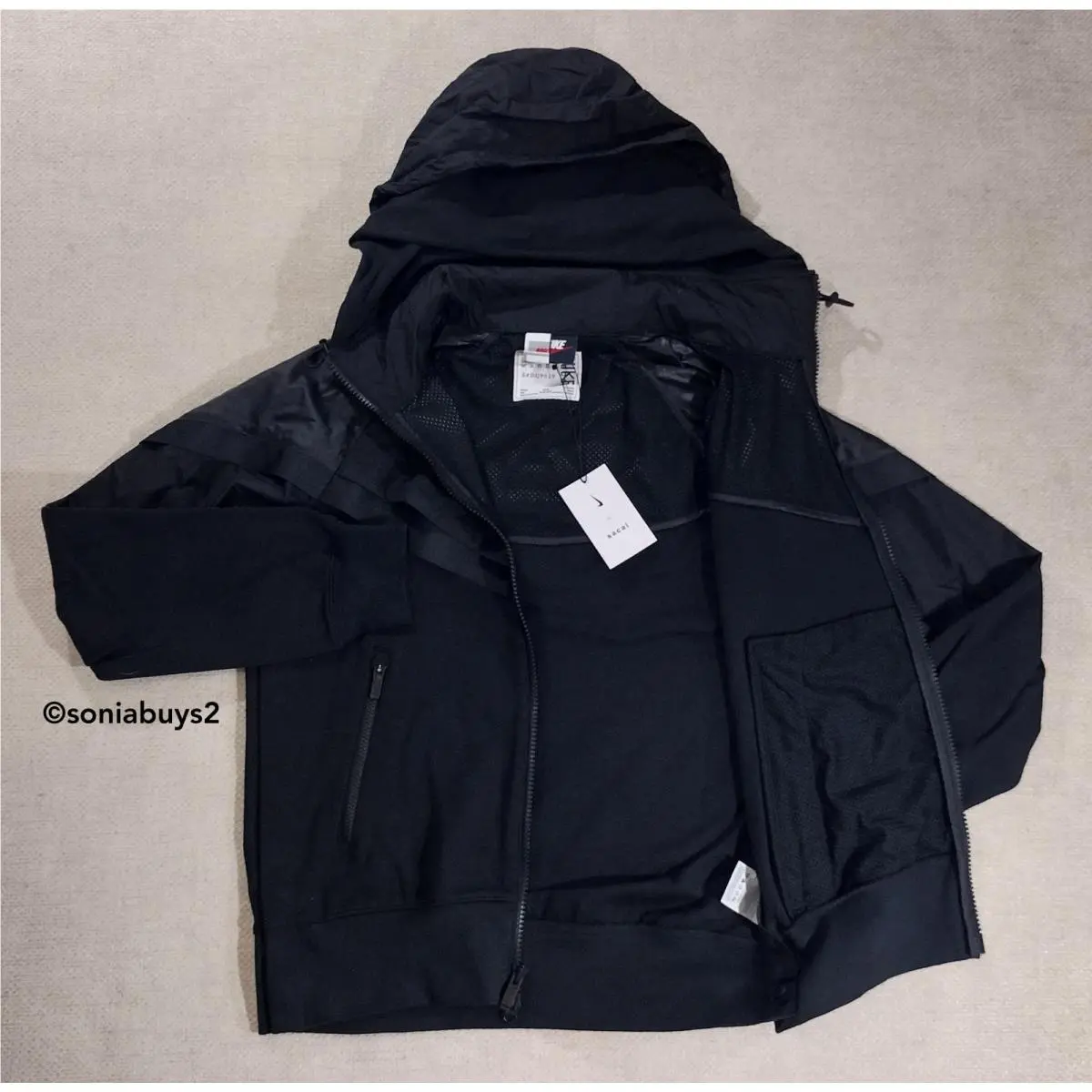 Nike clothing - Black 1