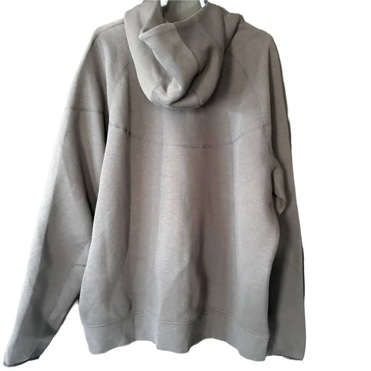 Nike clothing - Gray (UPC: 196609229024) 0