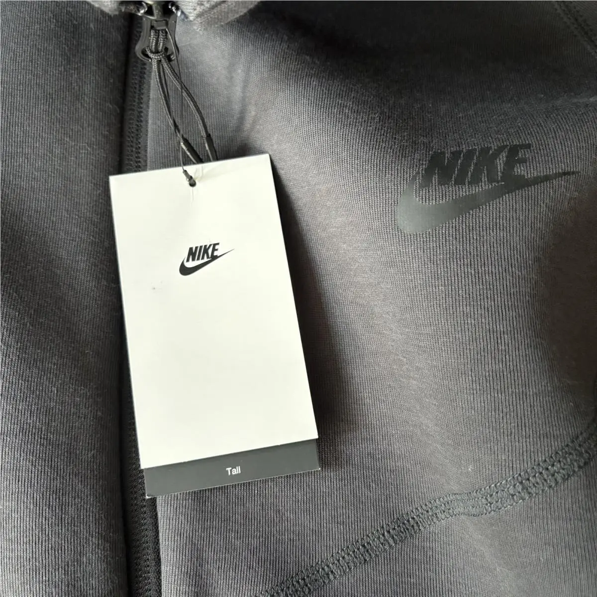 Nike clothing - Gray (UPC: 196609229024) 3