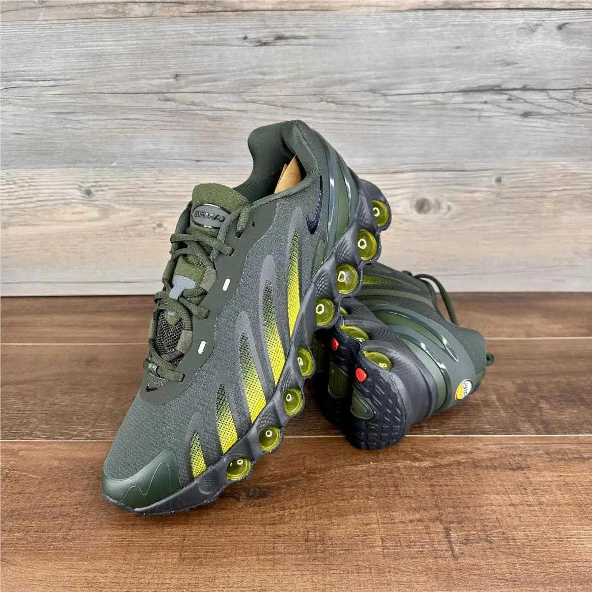 Nike Air Max DN8 Mens Size 10 Sequoia Bright Citron Black IH4119 300