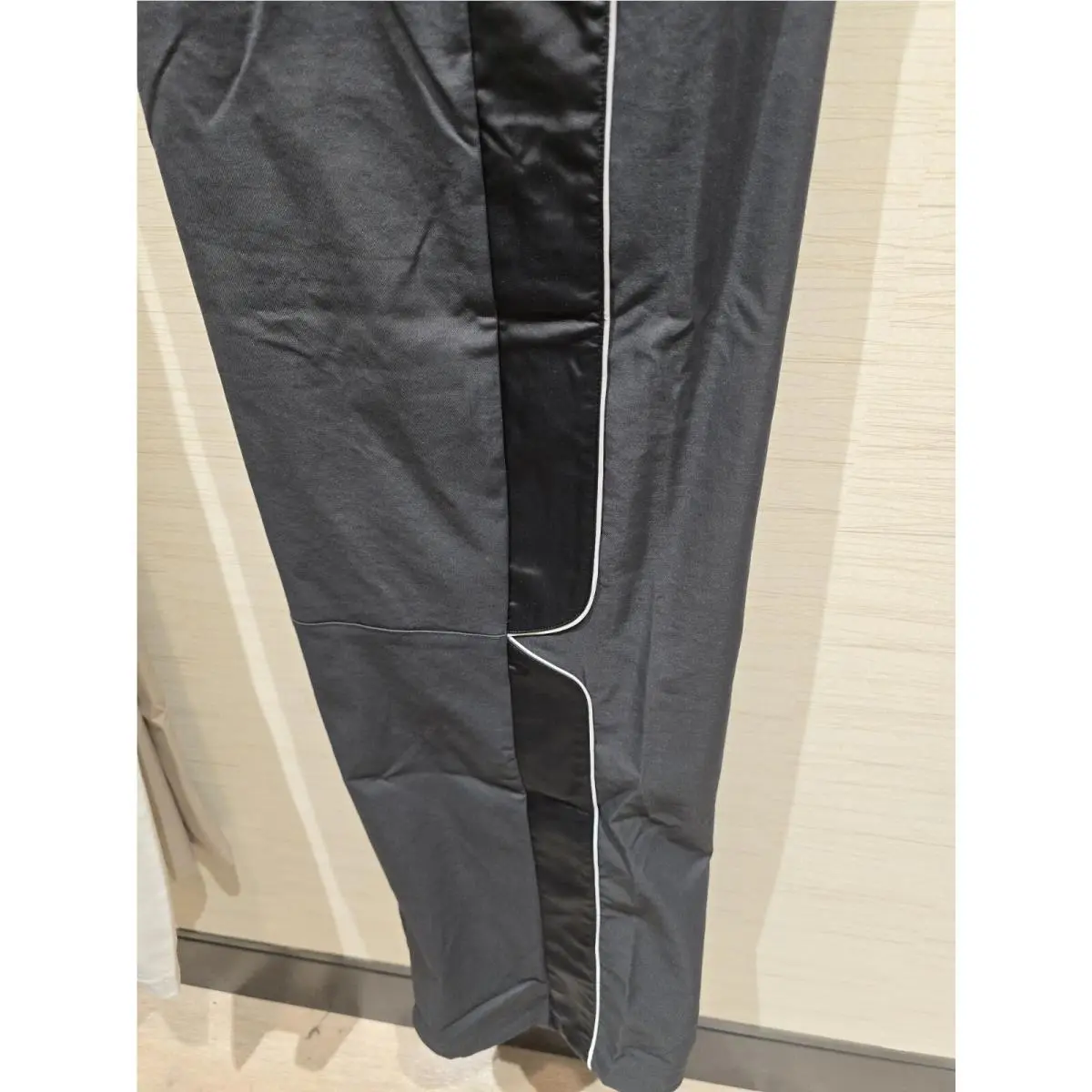 2025-NWTS Wmns Sportswear Woven Pants Women-black Large HQ3751-SIZE Long by Nike