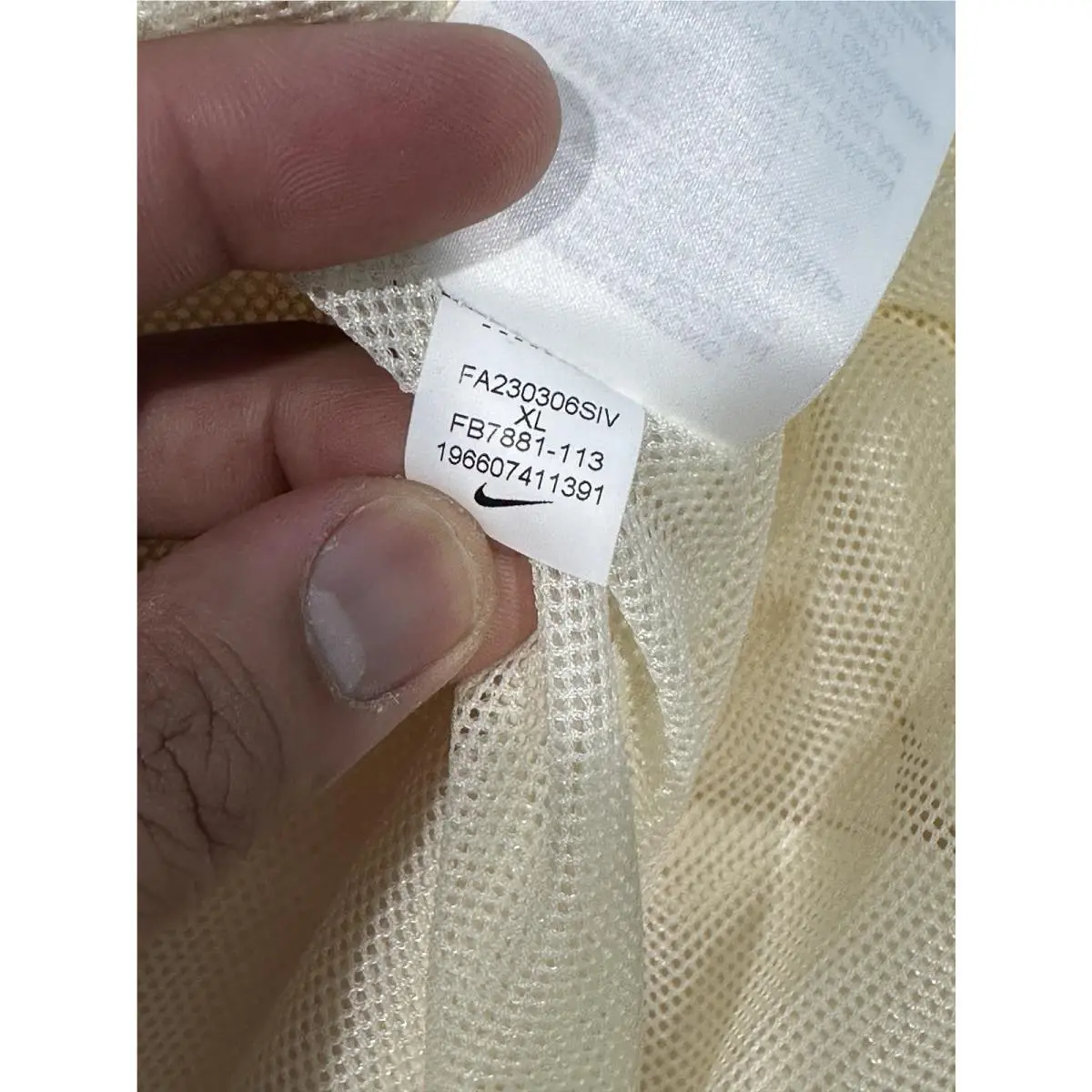 Nike clothing - White Cream 8