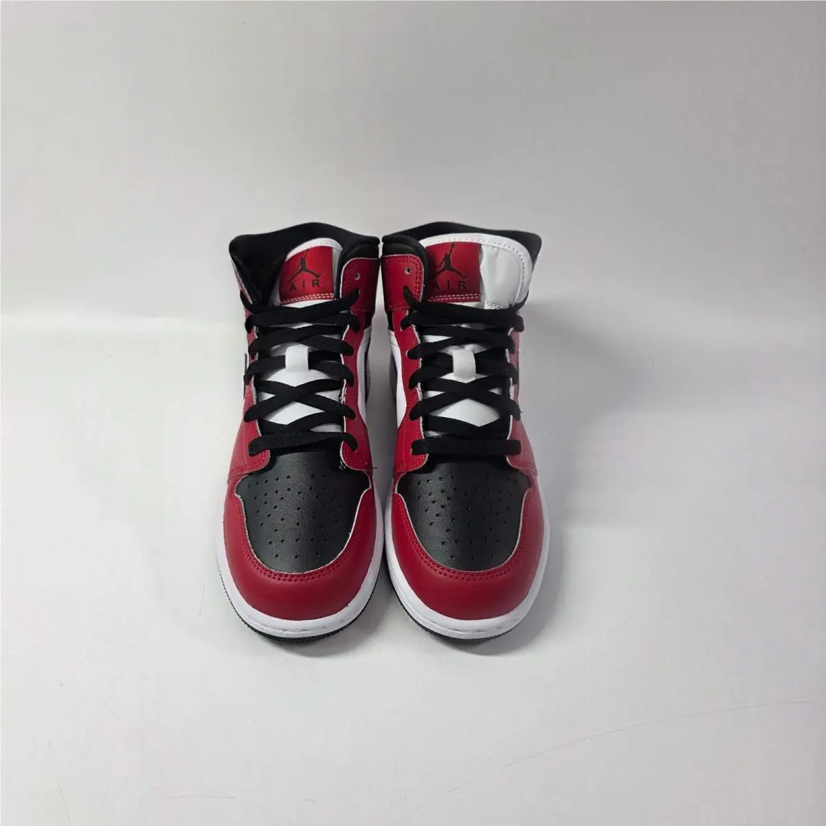 Nike Air Jordan 1 Mid Sneaker 554725-069