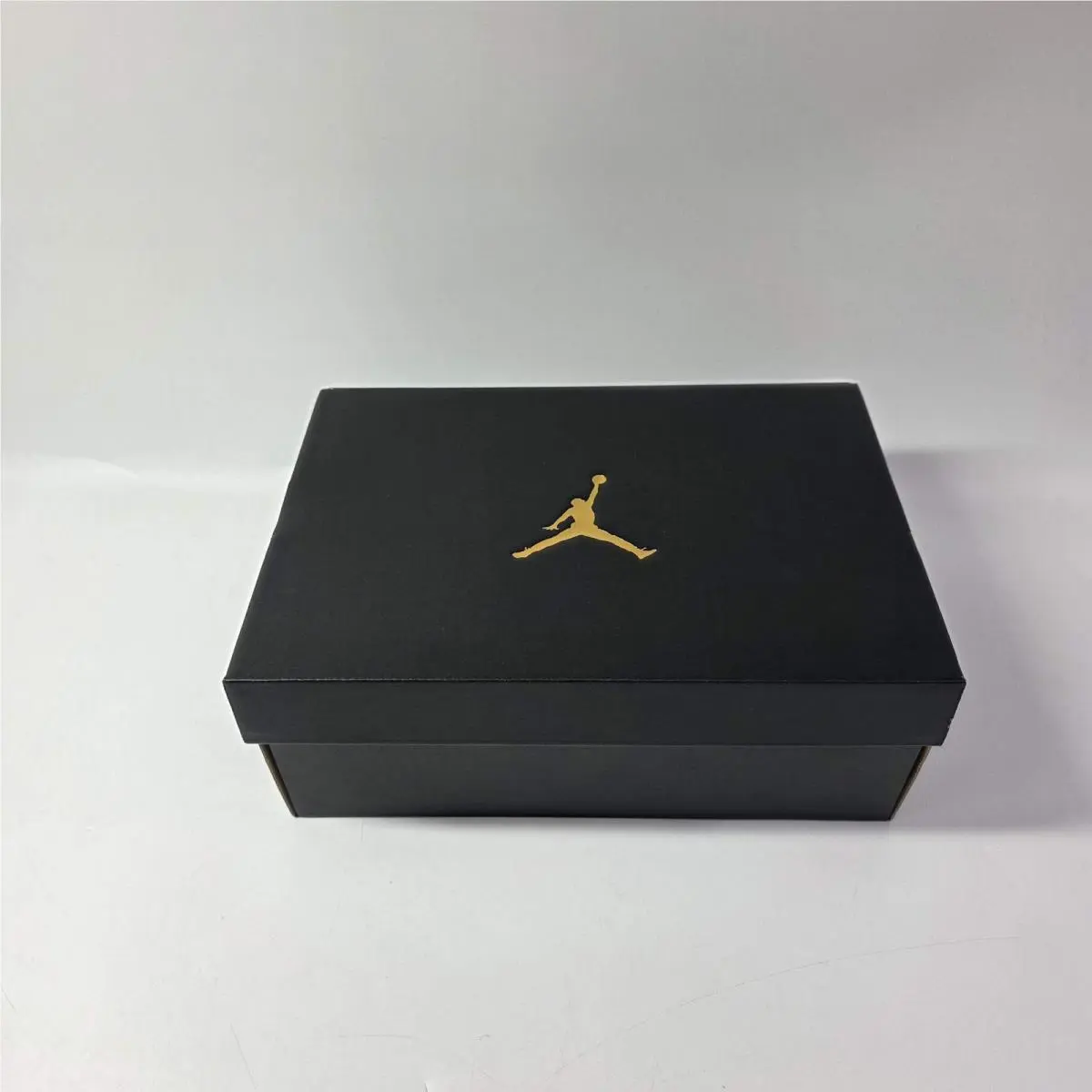 Nike shoes - AIR JORDAN 1 MID - AIR MID - 554725-069 4