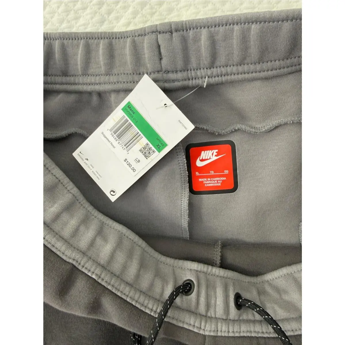 Nike clothing - Gray (UPC: 198488877457) 6
