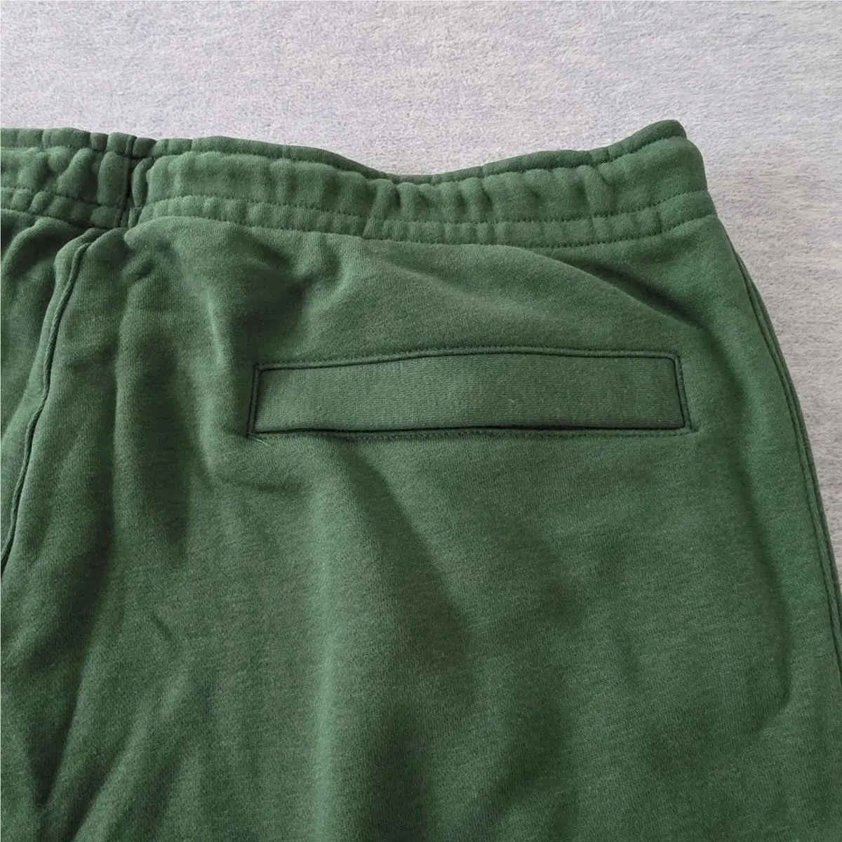 Nike clothing - Green 7