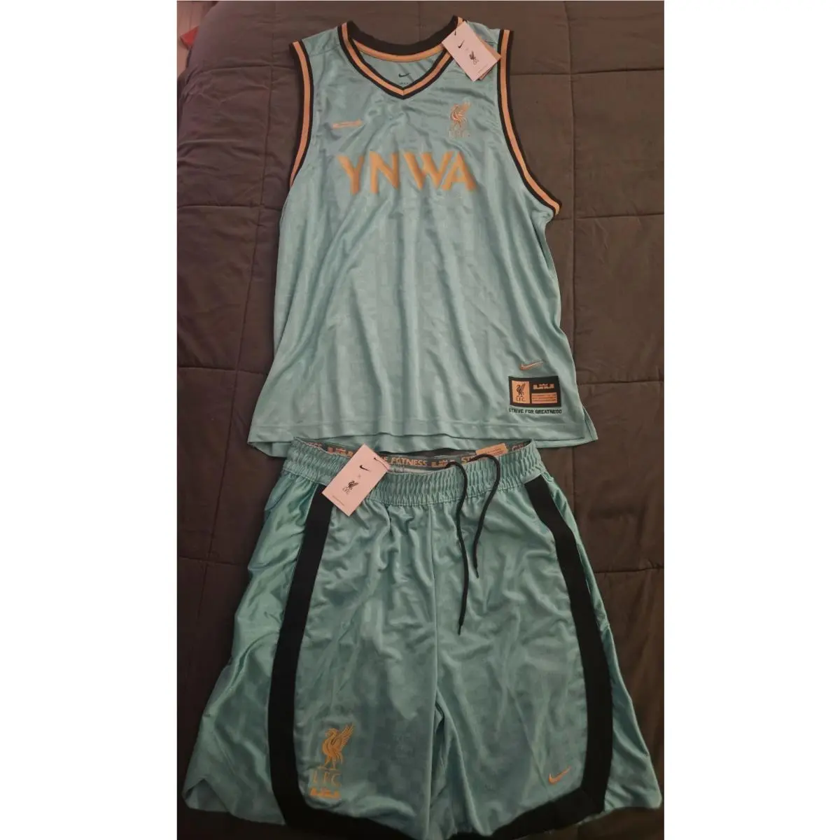 Nike Lfc Liverpool x Lebron James Dna Basketball Jersey/shorts Men`s Large