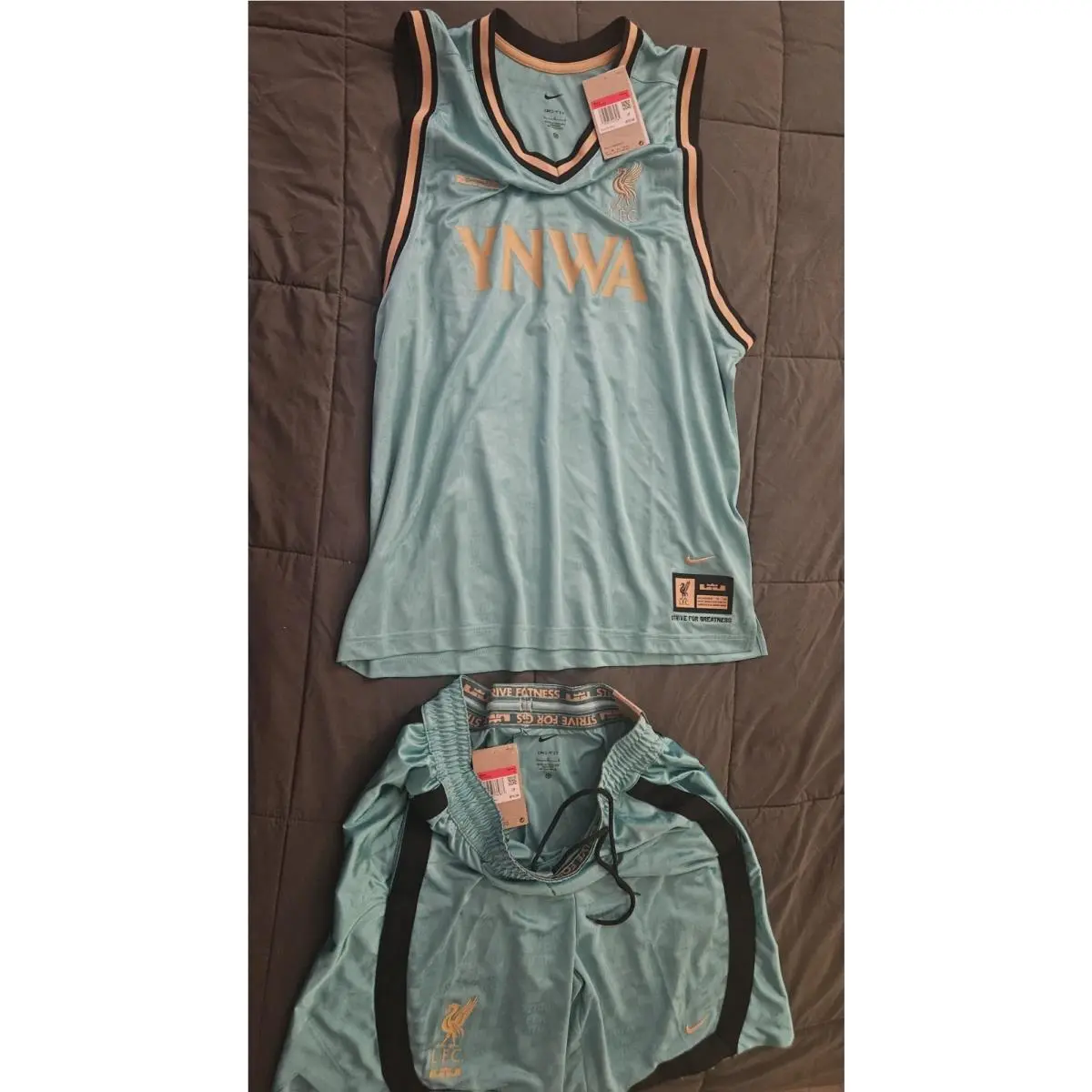 Nike clothing - Green 6